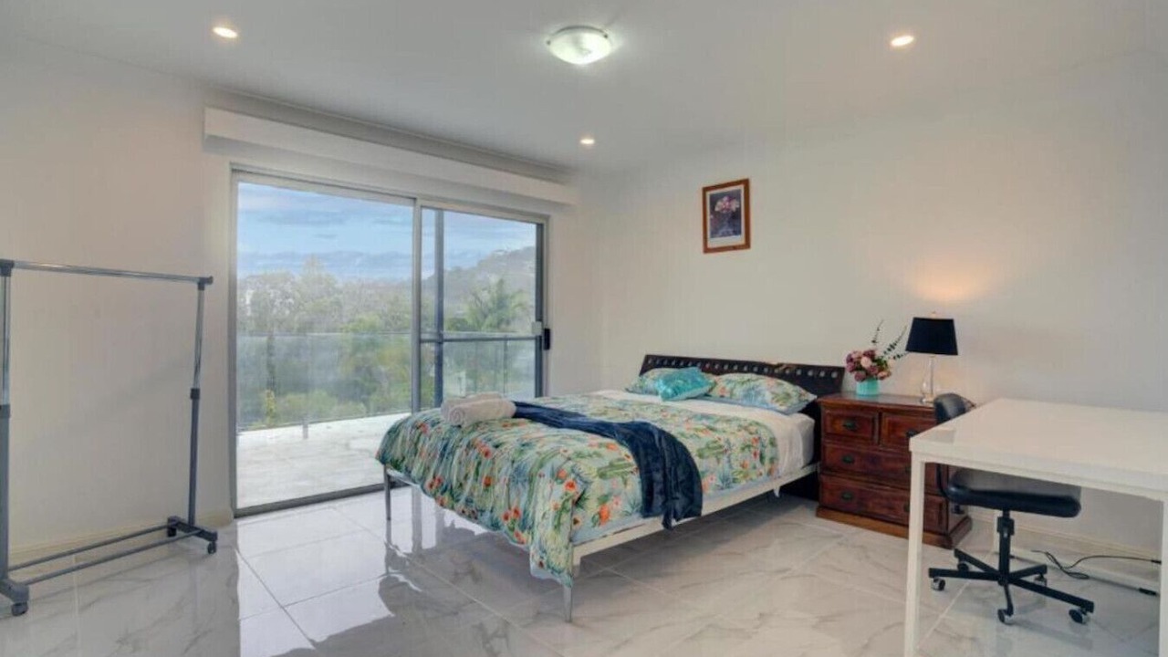 Photo of Others in Tascott