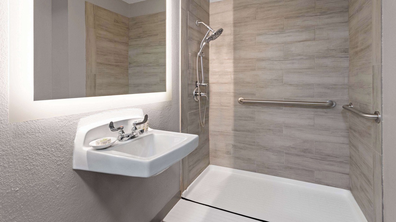 Photo of Bathroom in Dentsville