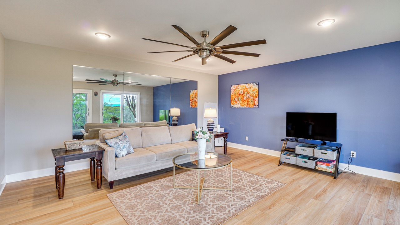 Photo of Livingroom in Louisville