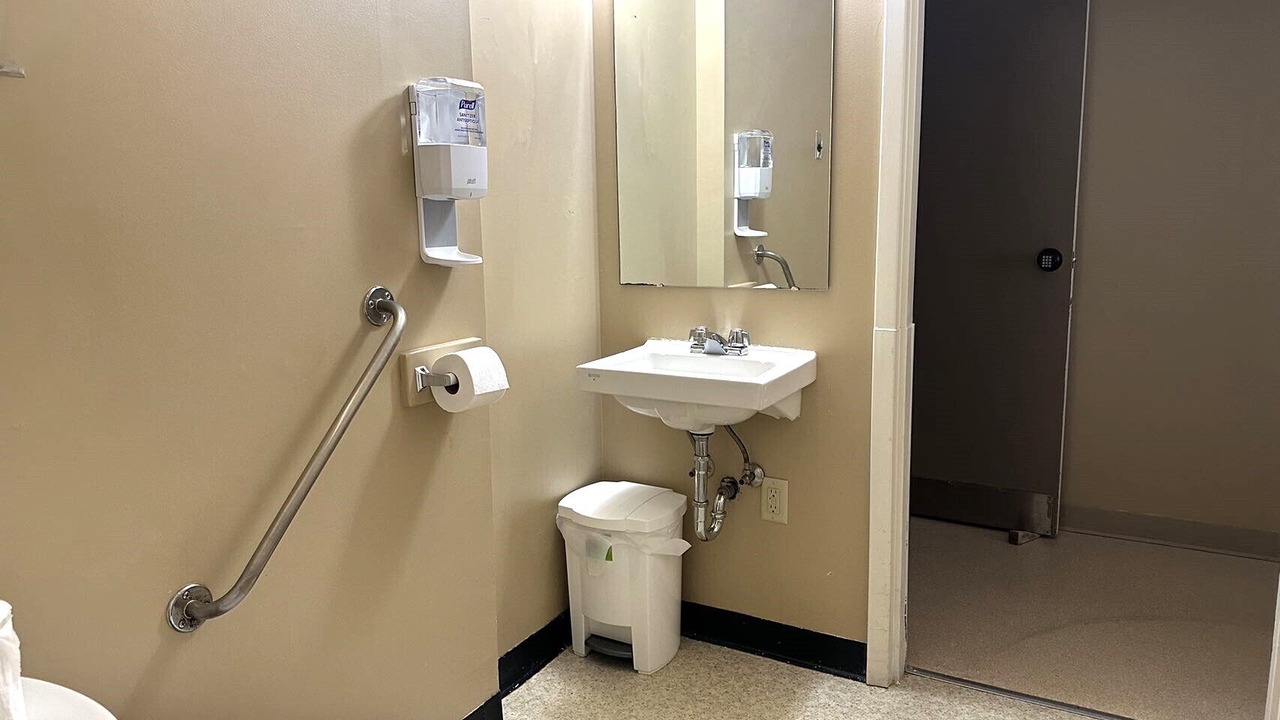Photo of Bathroom in Owen Sound