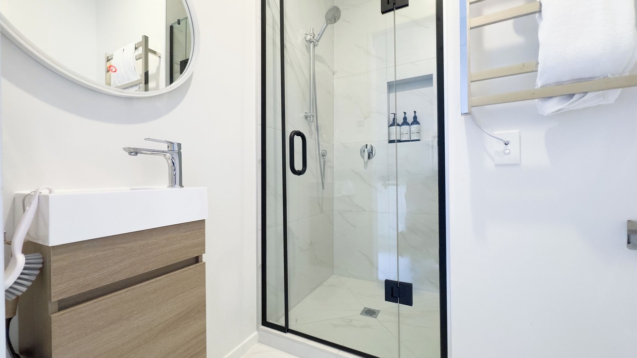 Photo of Others in Laingholm