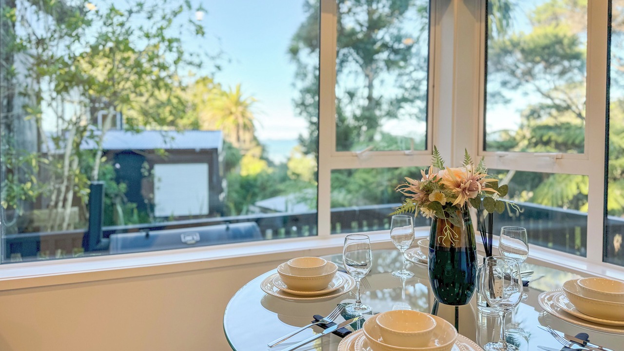 Photo of Others in Laingholm