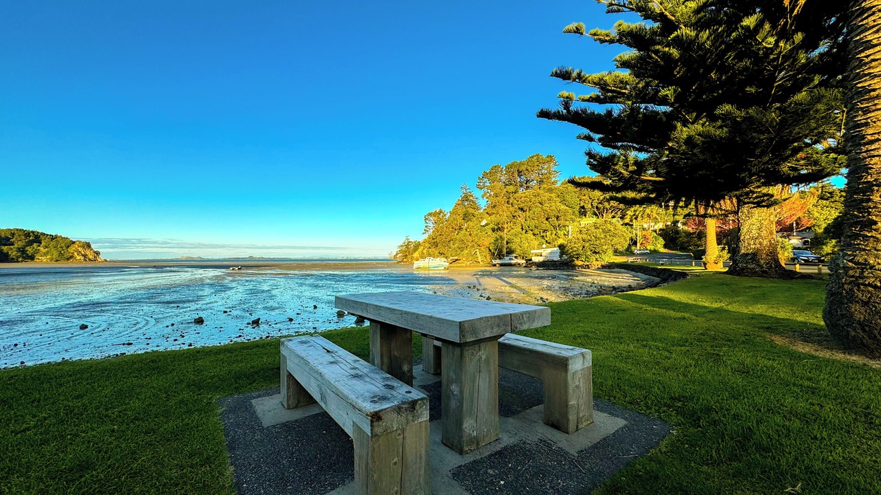 Photo of Outdoor in Laingholm