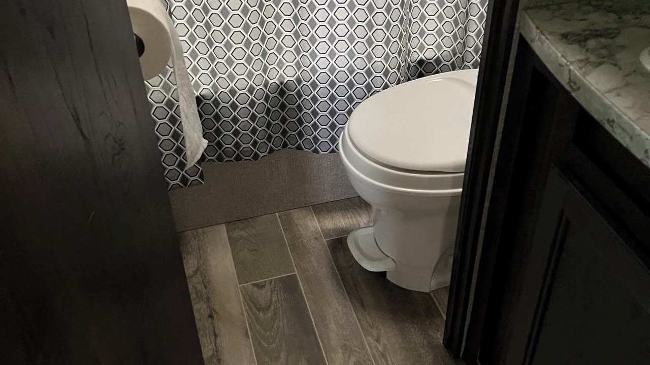 Photo of Bathroom in Kempner
