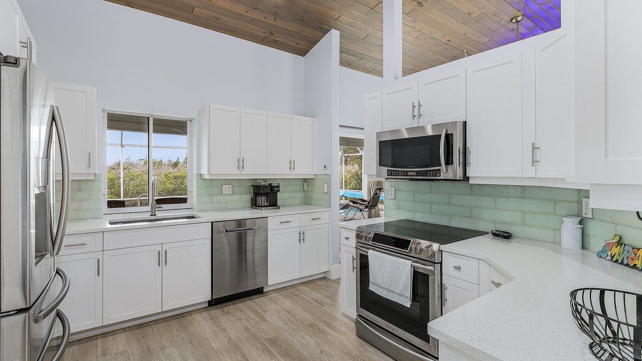 Photo of Kitchen in Pine Island Center