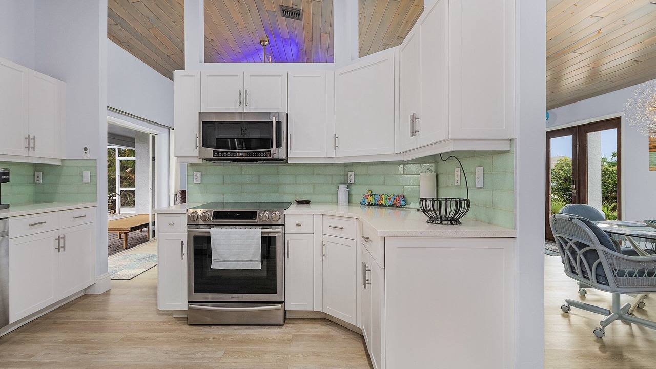 Photo of Kitchen in Pine Island Center