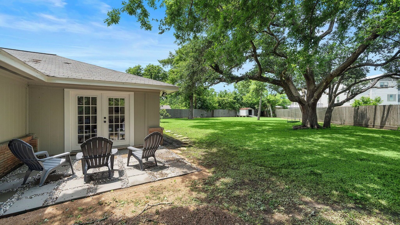 Photo of Outdoor in Shoreacres