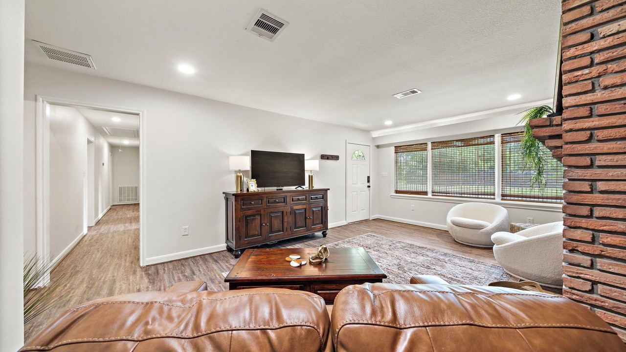 Photo of Livingroom in Shoreacres