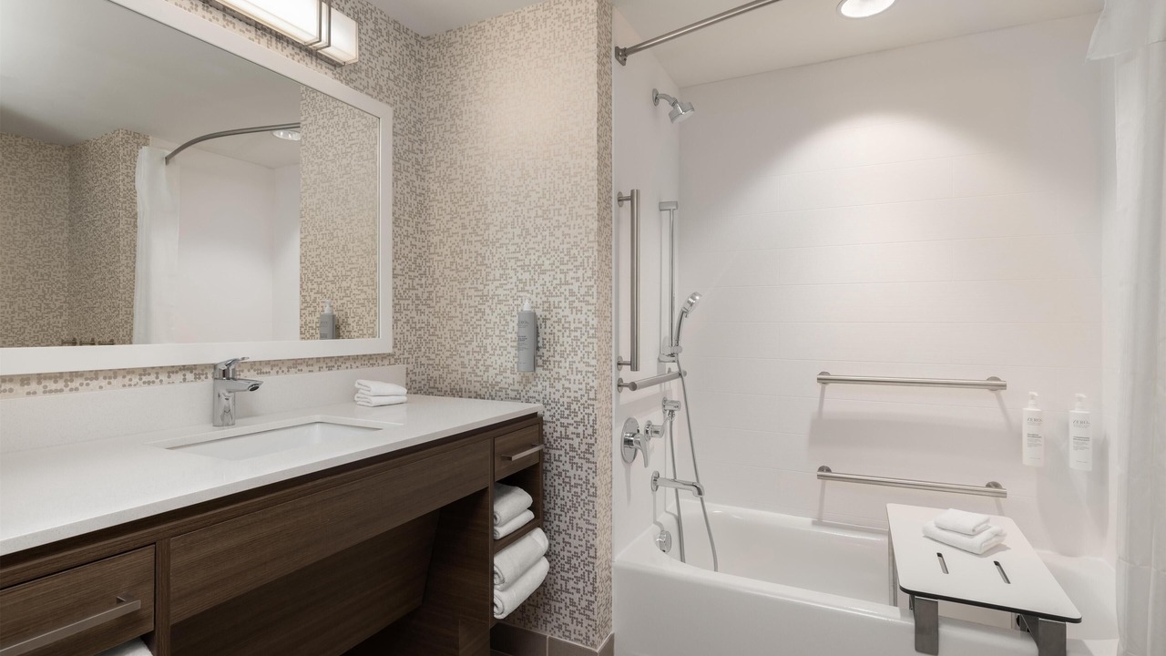 Photo of Bathroom in Norfolk - Virginia Beach