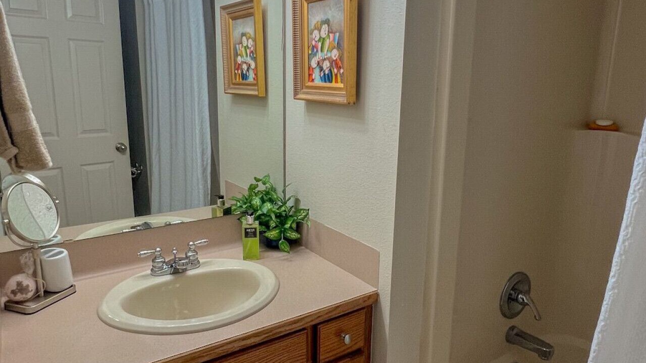 Photo of Bathroom in Negreet