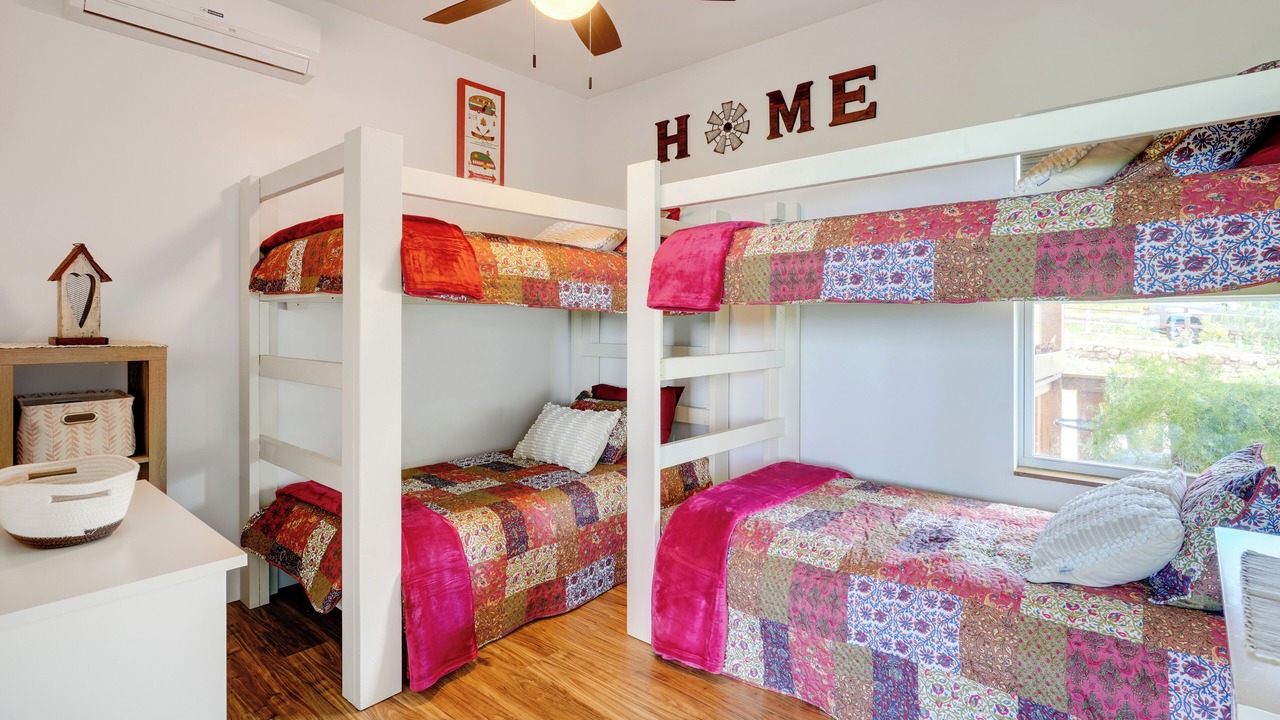 Photo of Others in Graysville