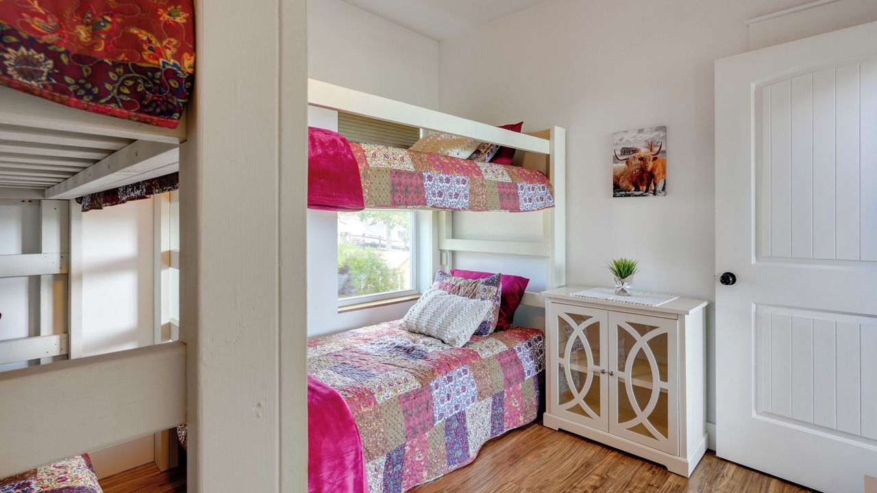 Photo of Others in Graysville