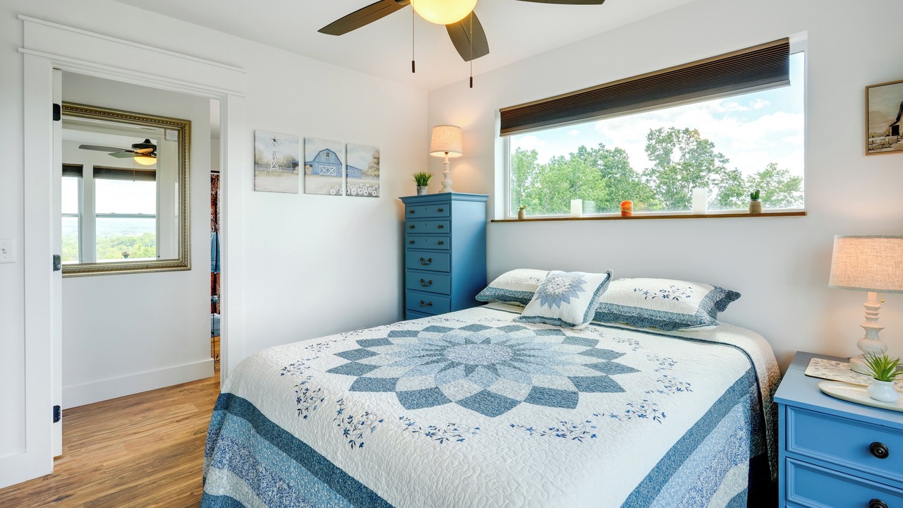 Photo of Others in Graysville