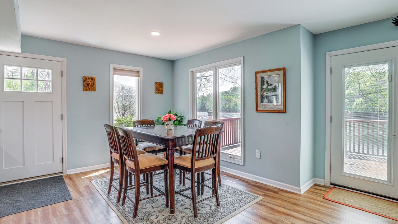 Photo of Others in Finesville