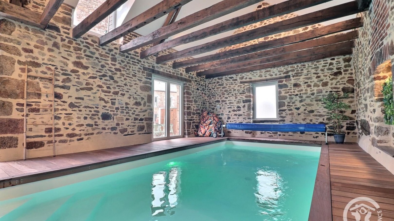 Photo of Outdoor in Romazy