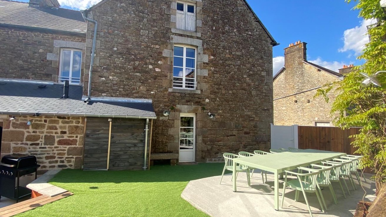 Photo of Outdoor in Romazy