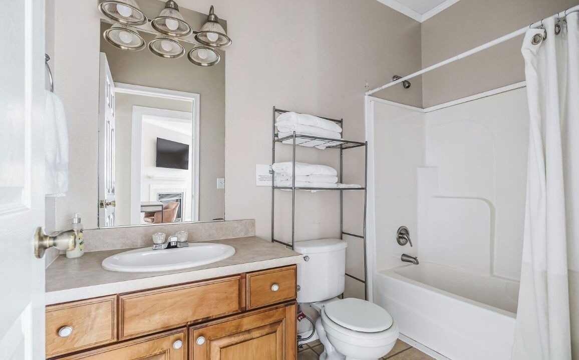 Photo of Bathroom in Allons