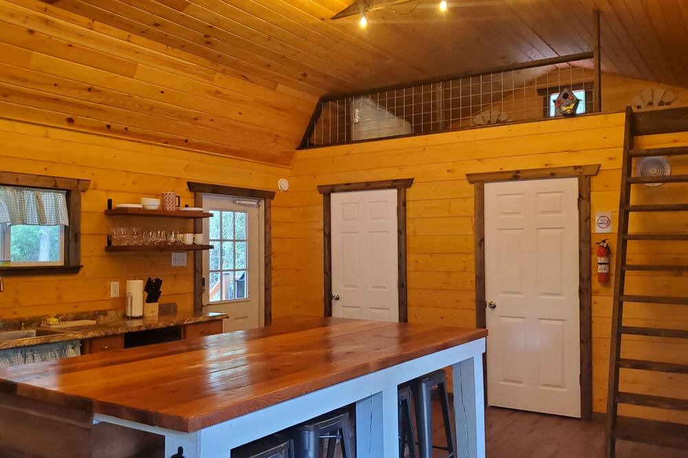 Photo of Kitchen in Woden