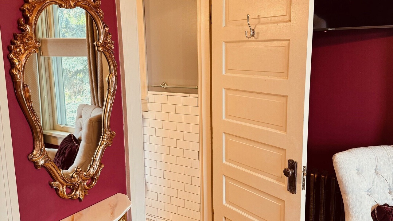 Photo of Bedroom in Farviews - Pattee Canyon