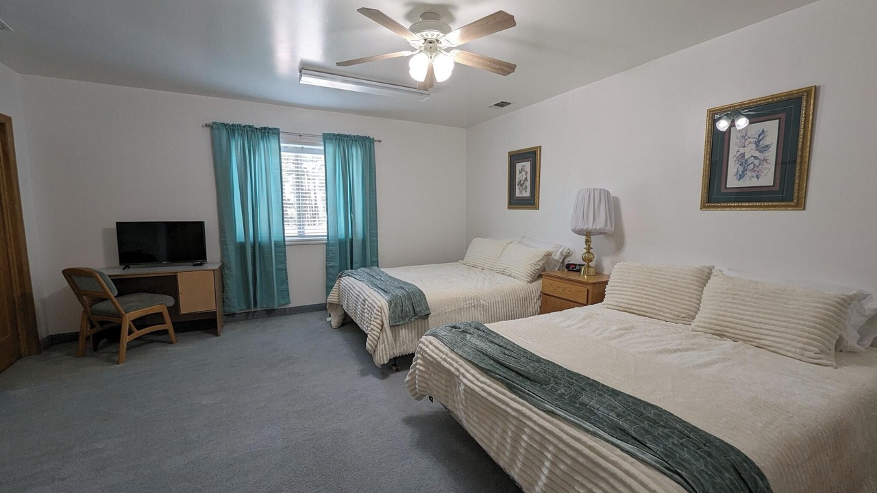 Photo of Bedroom in Hot Springs