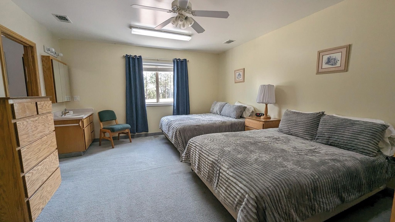 Photo of Bedroom in Hot Springs