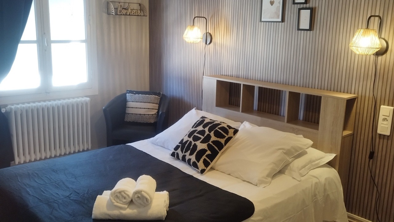 Photo of Bedroom in Jonzac