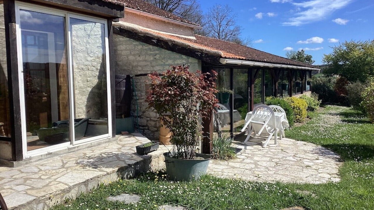 Photo of Patio Balcony in Sainte-Alauzie