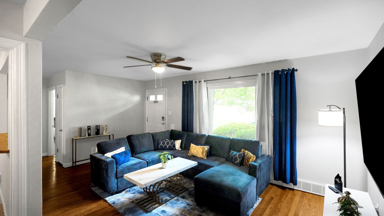 Photo of Livingroom in Ferguson