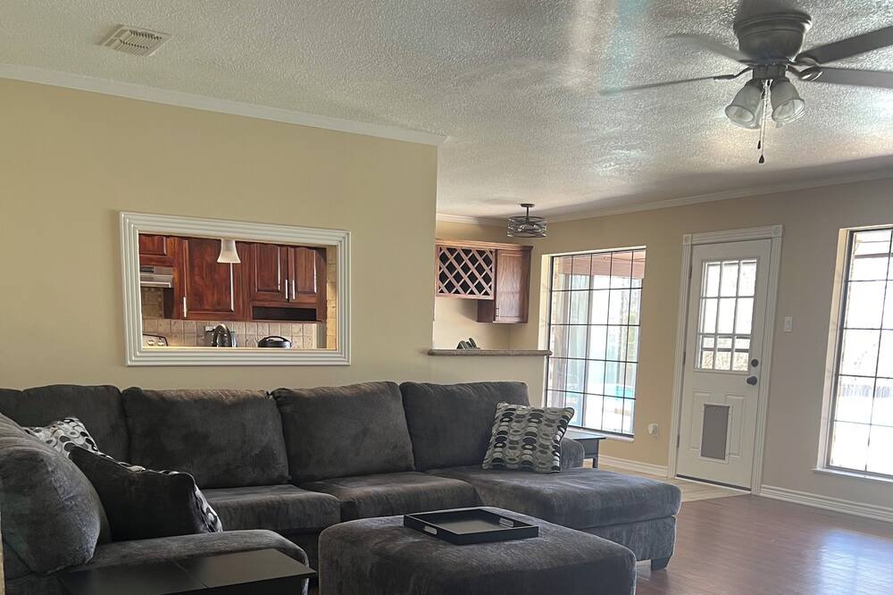 Photo of Livingroom in Copperas Cove