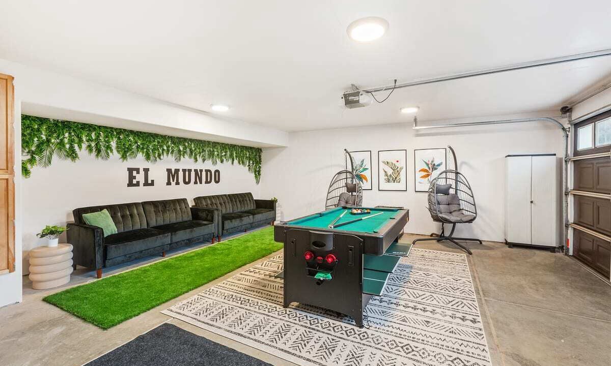Photo of Bedroom in Mission Hills