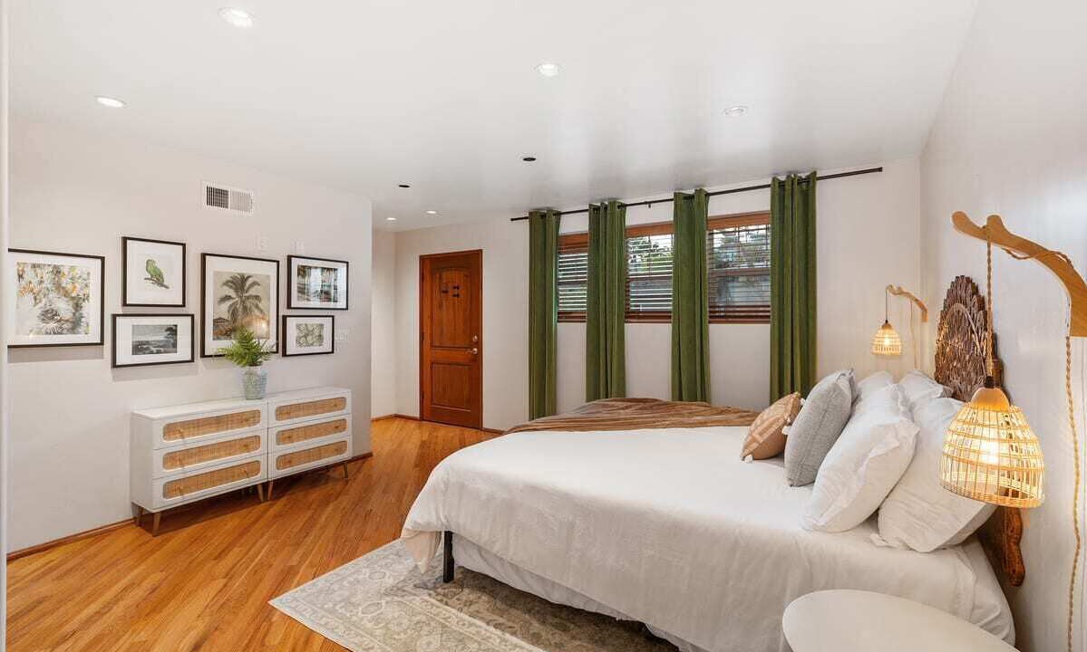 Photo of Bedroom in Mission Hills
