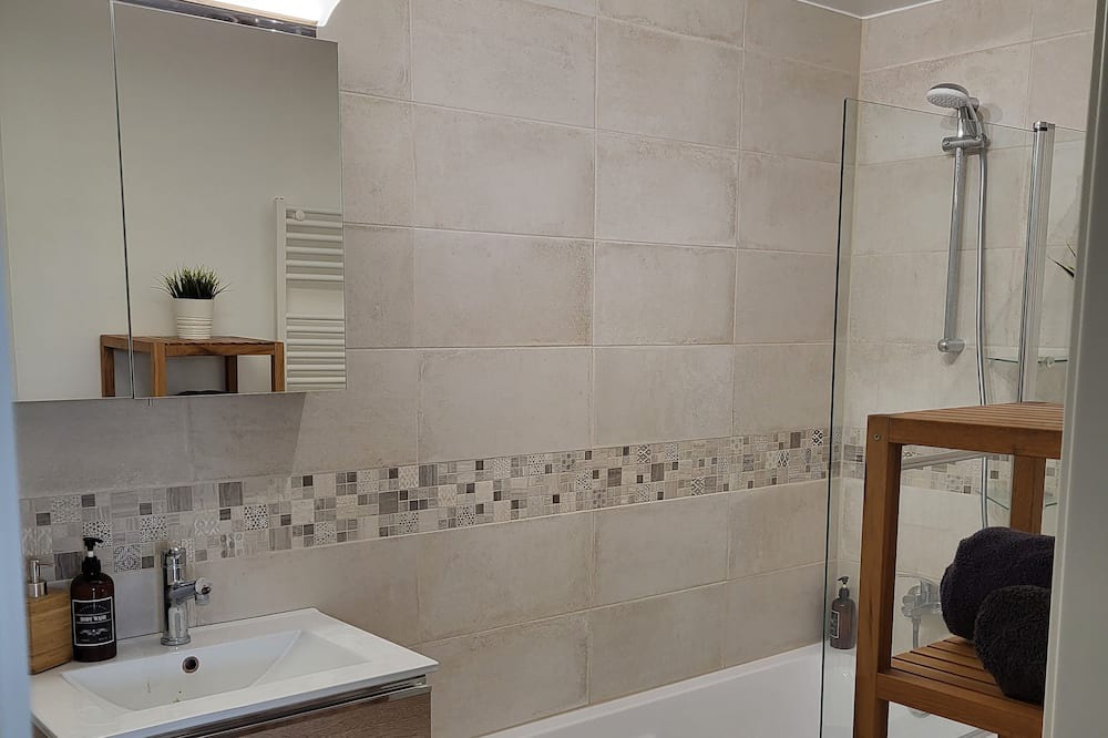 Photo of Others in Ferney-Voltaire