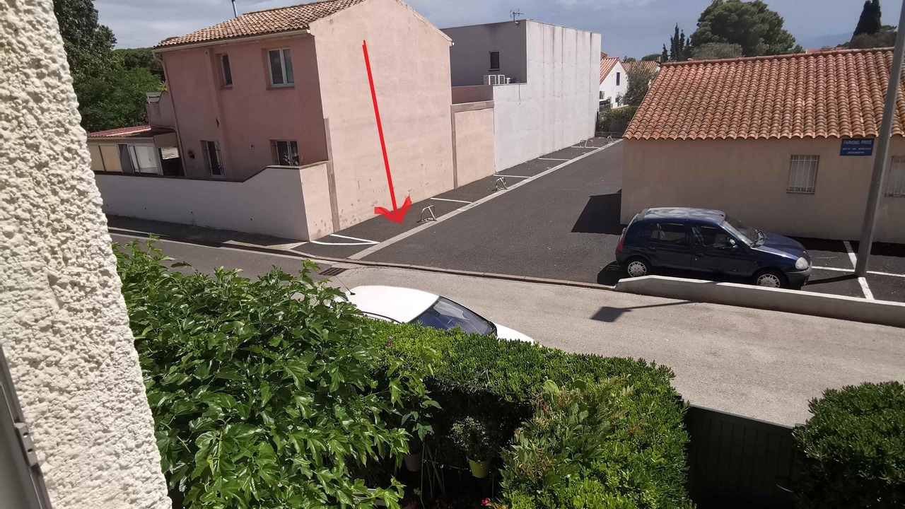 Photo of Buildings in La Jetee