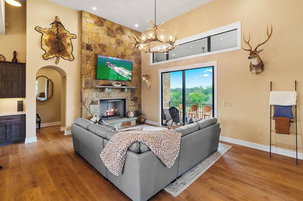 Photo of Livingroom in Goldthwaite