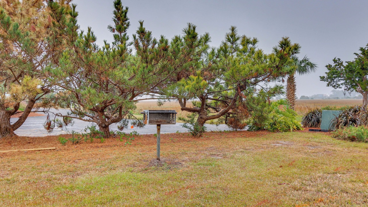 Photo of Others in Oceanmarsh Subdivision