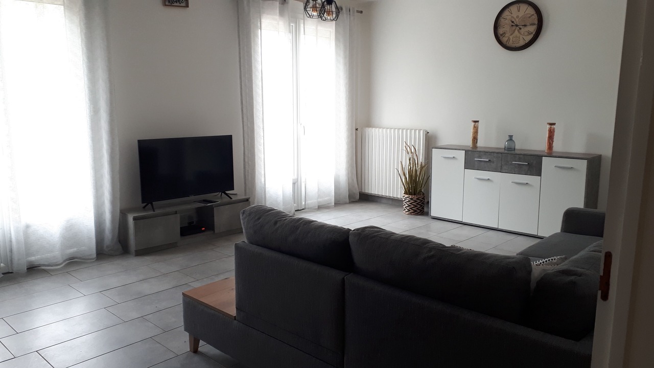 Photo of Livingroom in Saint-Etienne-le-Laus