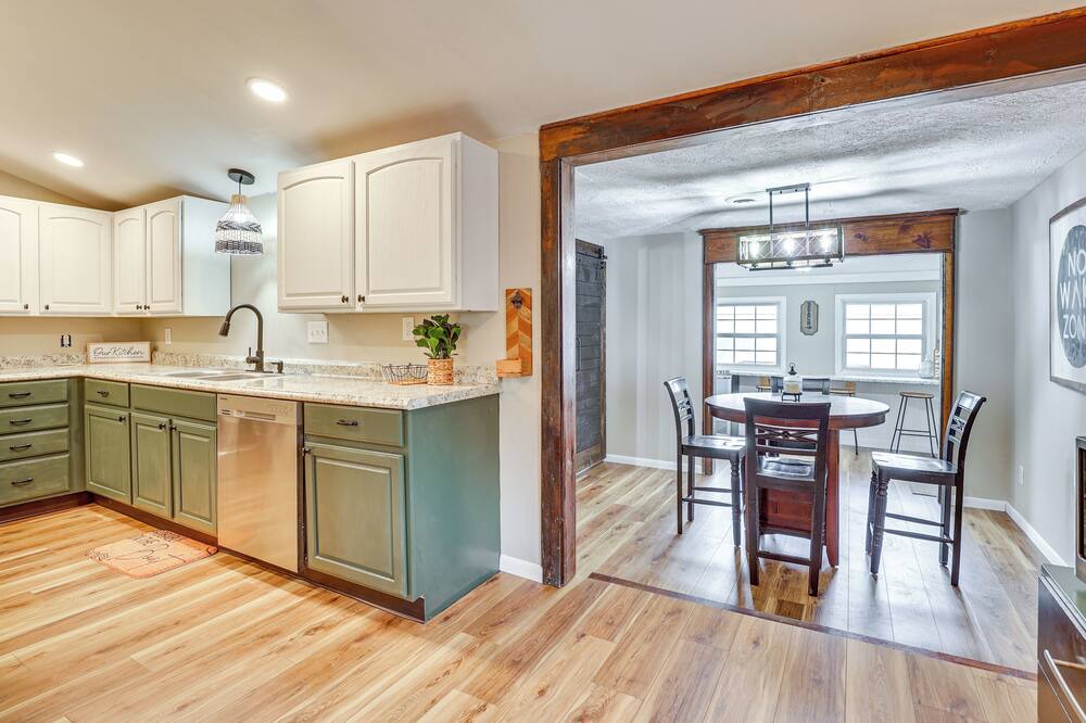 Photo of Kitchen in Craig Beach