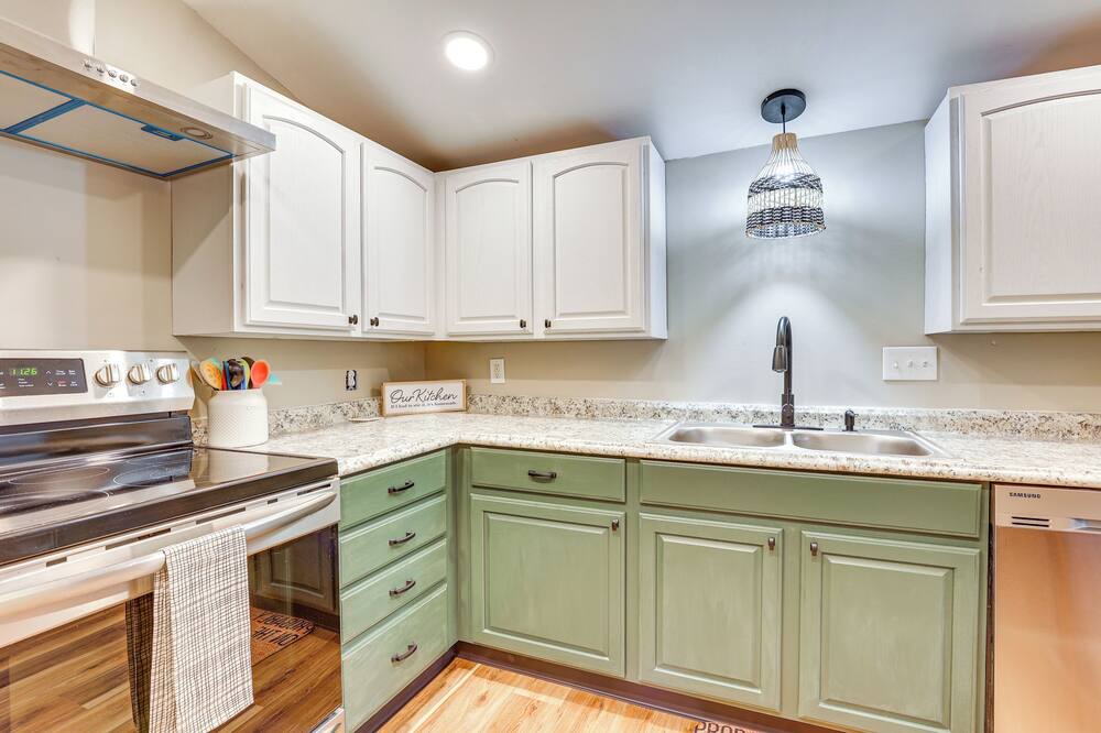 Photo of Kitchen in Craig Beach