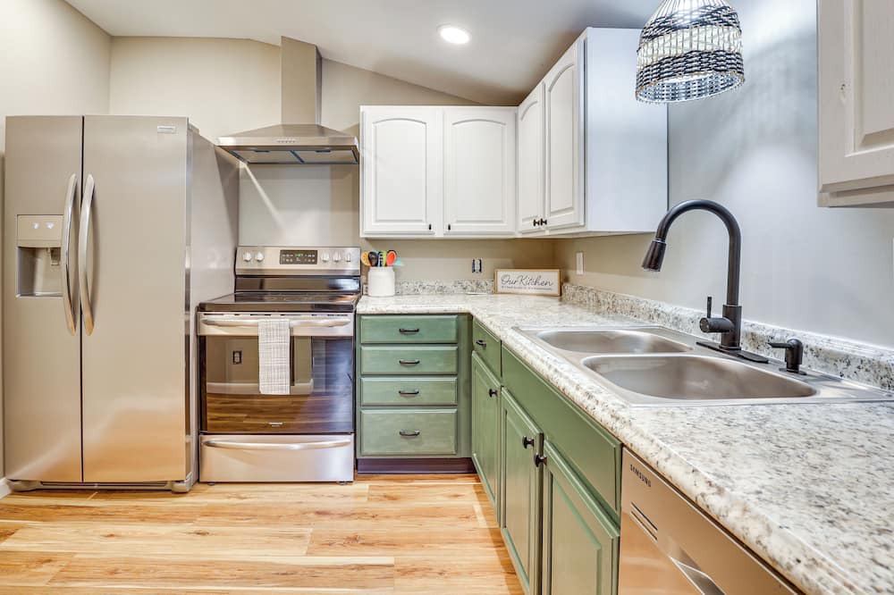 Photo of Kitchen in Craig Beach