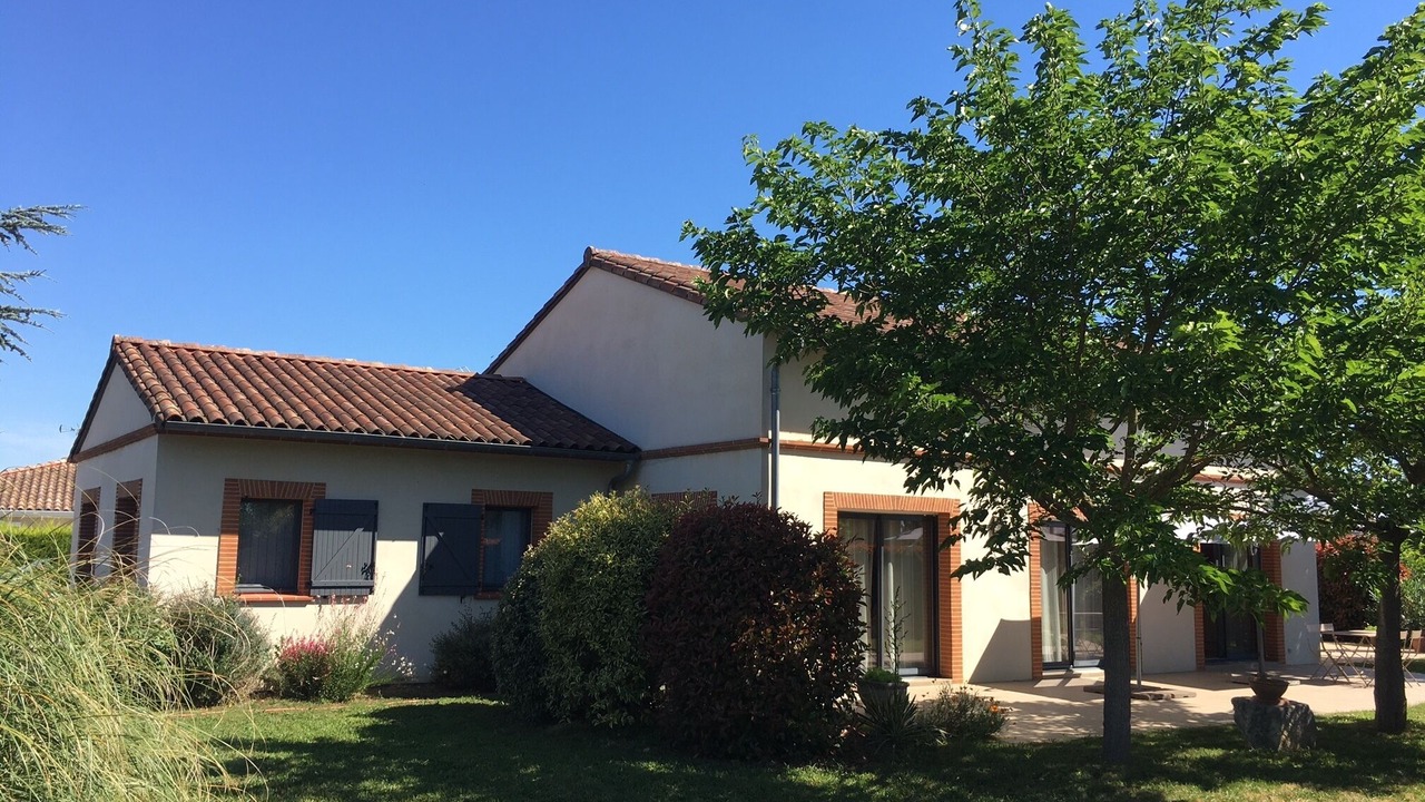 Photo of Outdoor in Longages