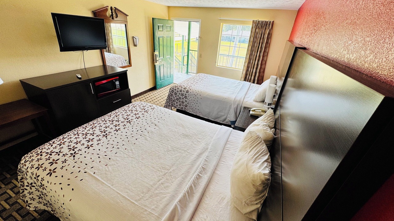 Photo of Others in Pine Mountain