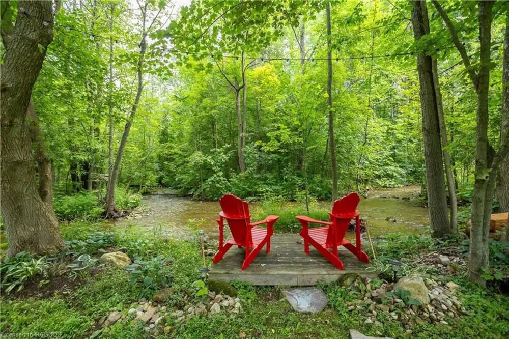 Photo of Outdoor in Grey Highlands