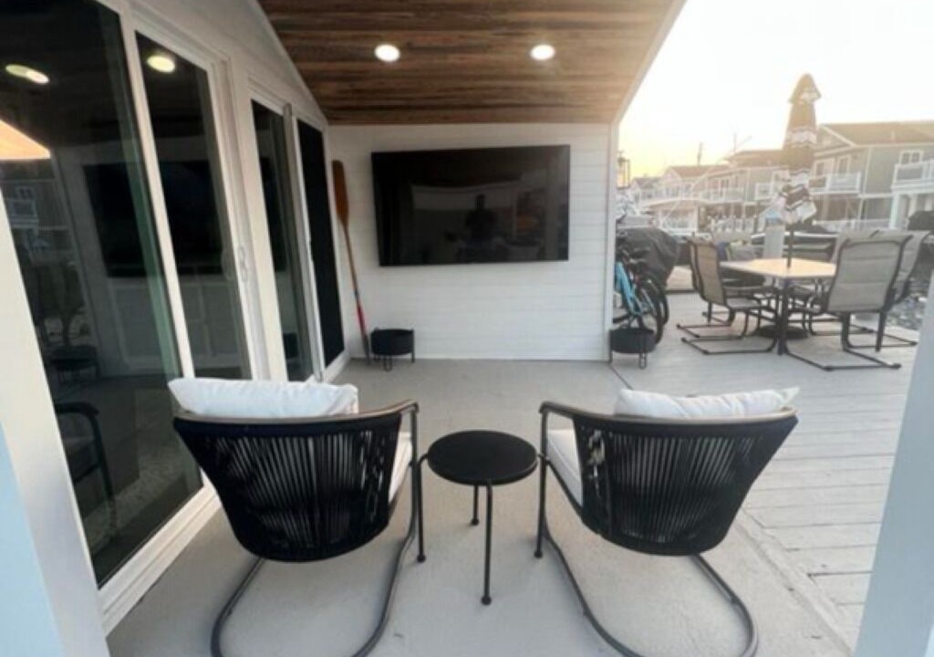 Photo of Patio Balcony in Ocean Beach III