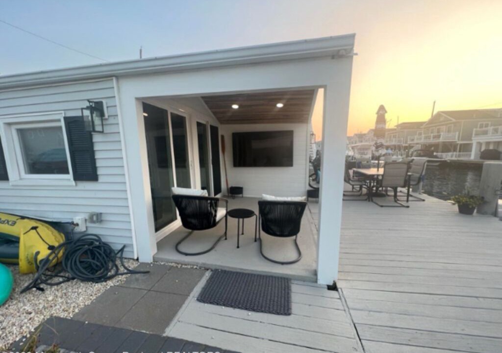 Photo of Outdoor in Ocean Beach III