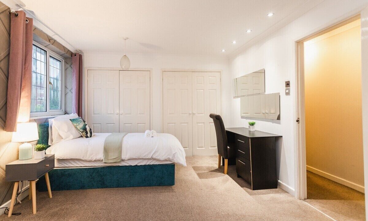 Photo of Others in Stoke Bishop