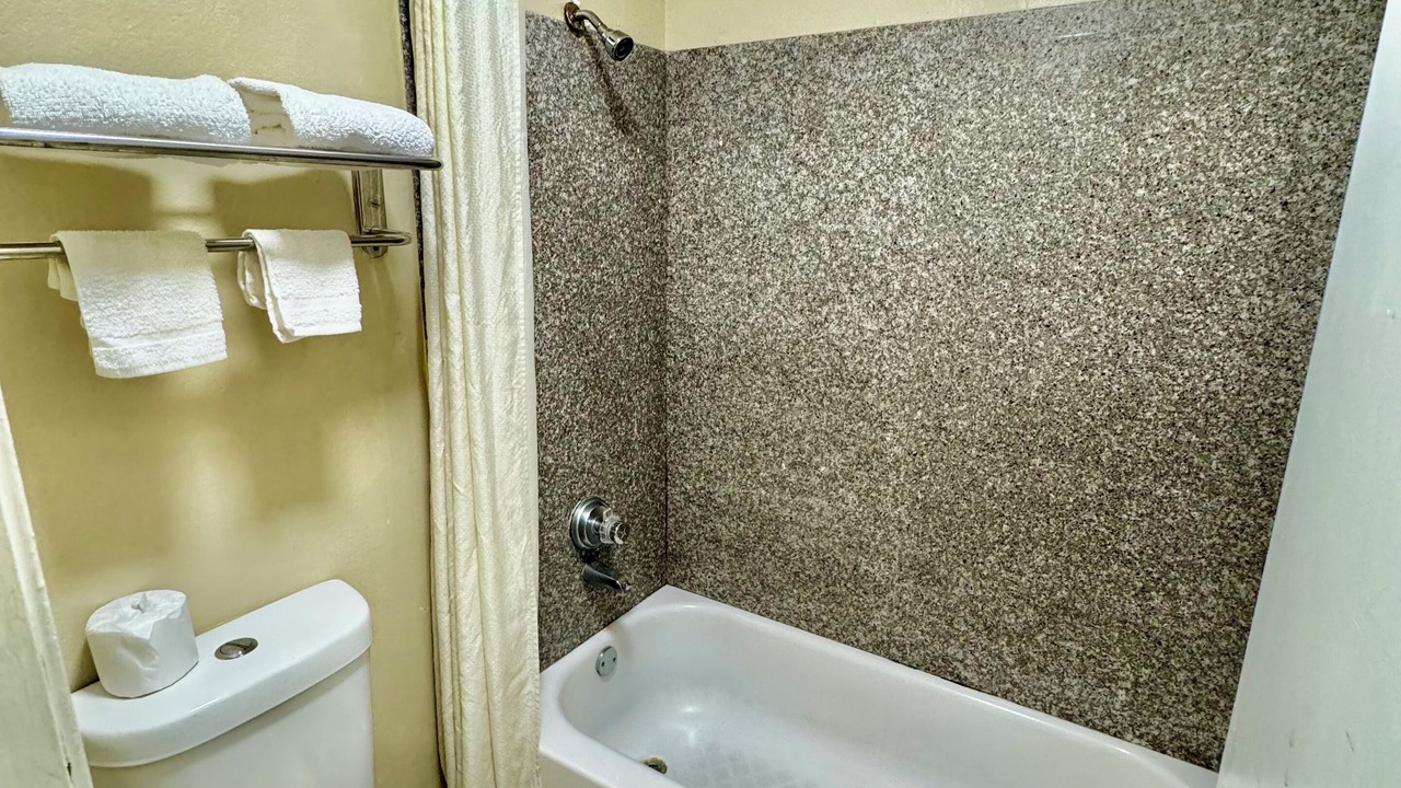 Photo of Bathroom in Seagoville