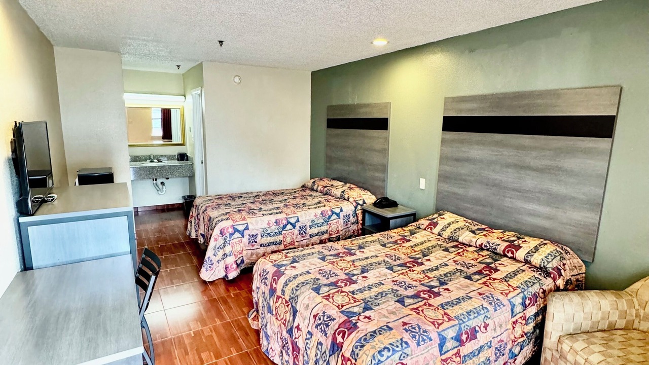 Photo of Bedroom in Seagoville