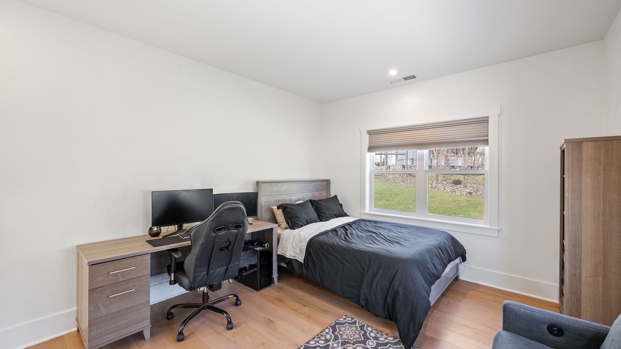 Photo of Others in Angwin