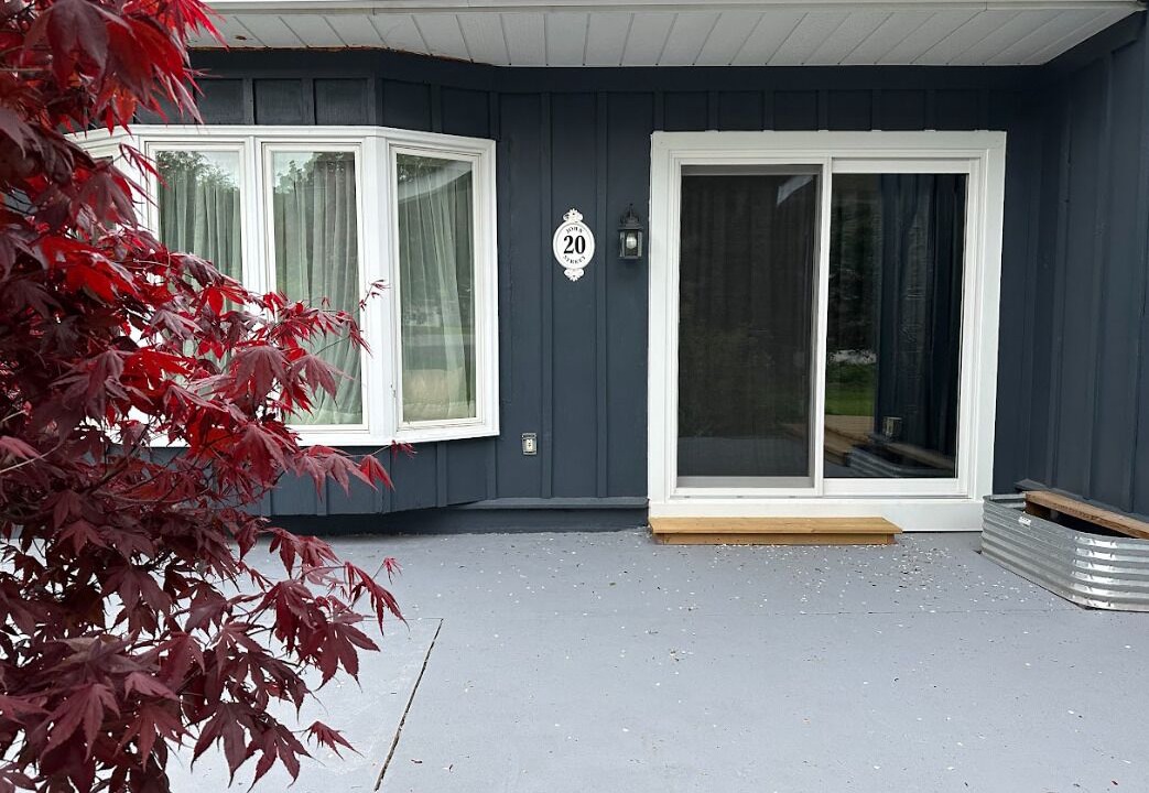 Photo of Outdoor in King City