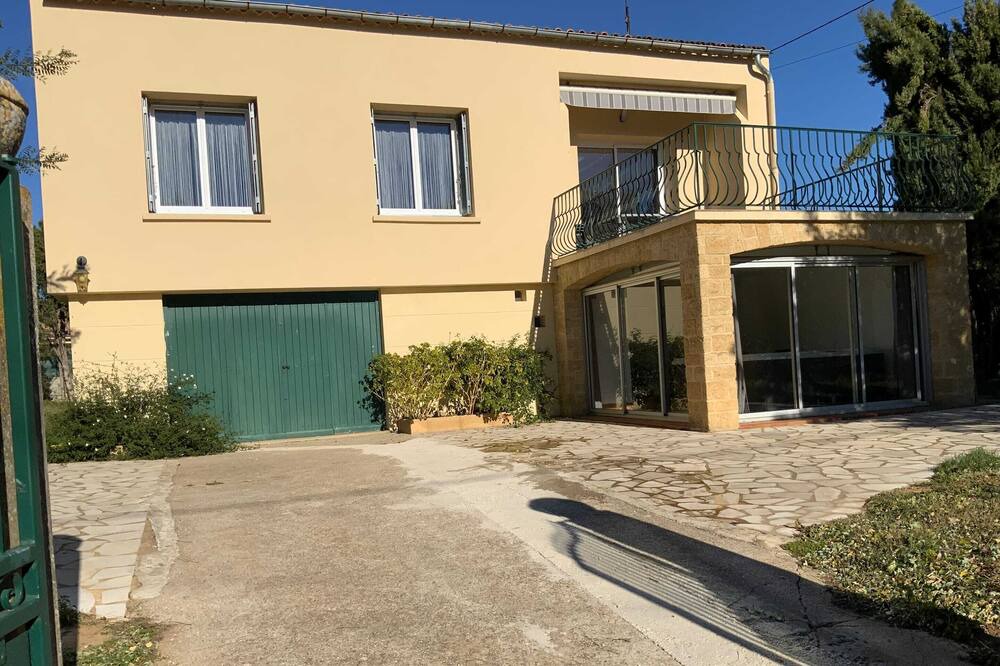 Photo of Outdoor in Saint-Laurent-La-Vernede